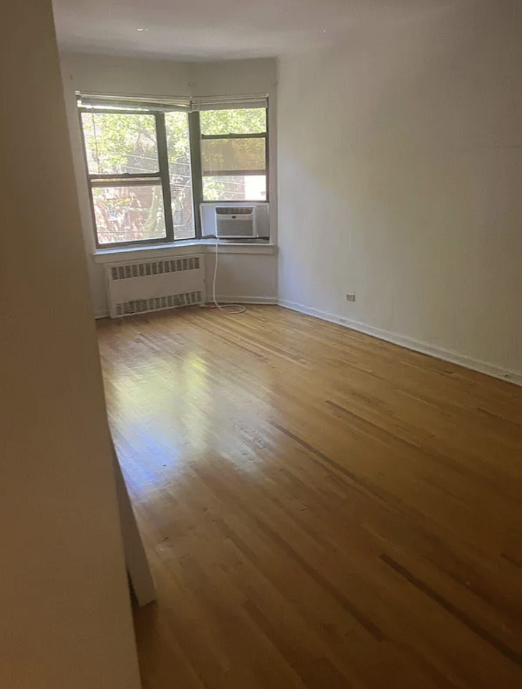 Apartment Pershing Crescent  Queens, NY 11435, MLS-RD5172-4