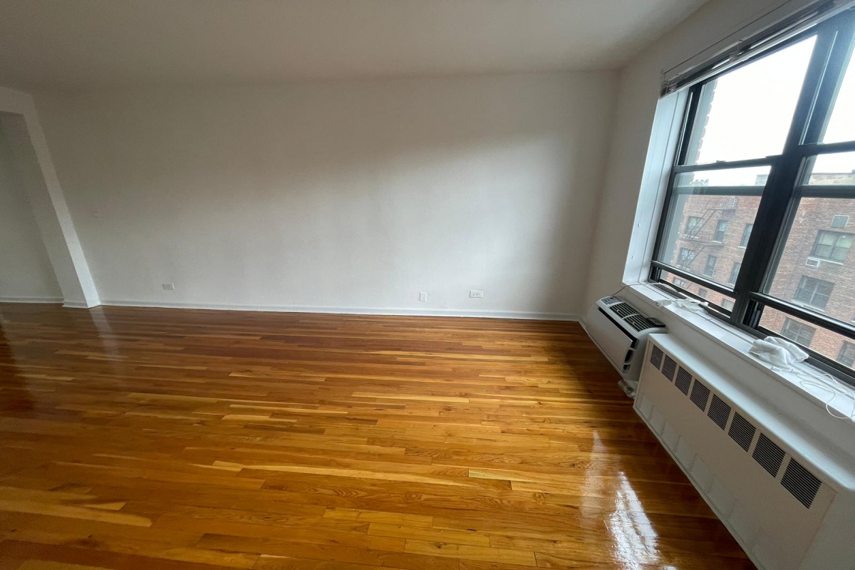 Apartment 67th Road  Queens, NY 11375, MLS-RD5176-10