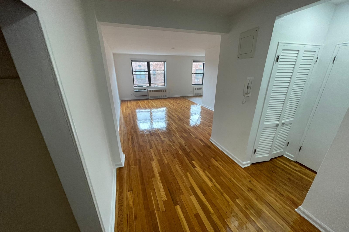 Apartment 67th Road  Queens, NY 11375, MLS-RD5176-16