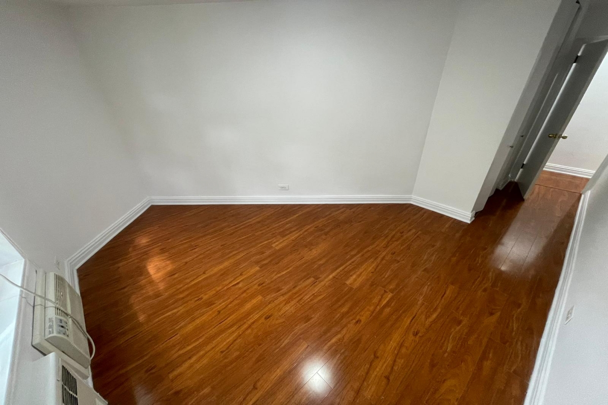 Apartment 102nd Street  Queens, NY 11375, MLS-RD5178-20