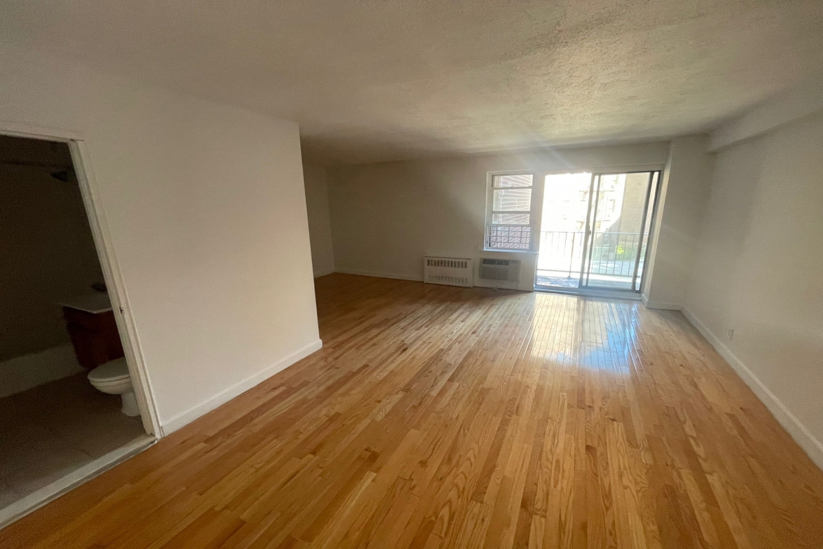 Apartment 118th Street  Queens, NY 11415, MLS-RD5180-6