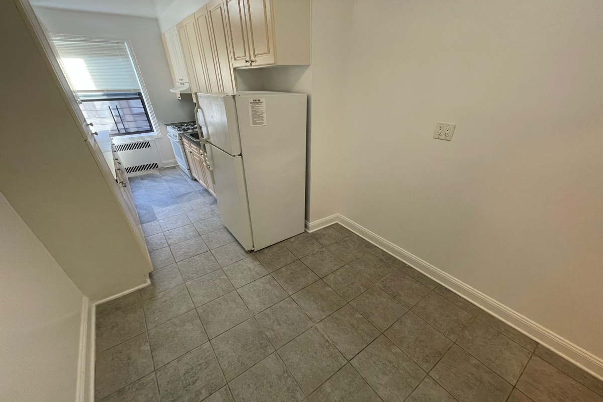 Apartment 167th Street  Queens, NY 11358, MLS-RD5188-5