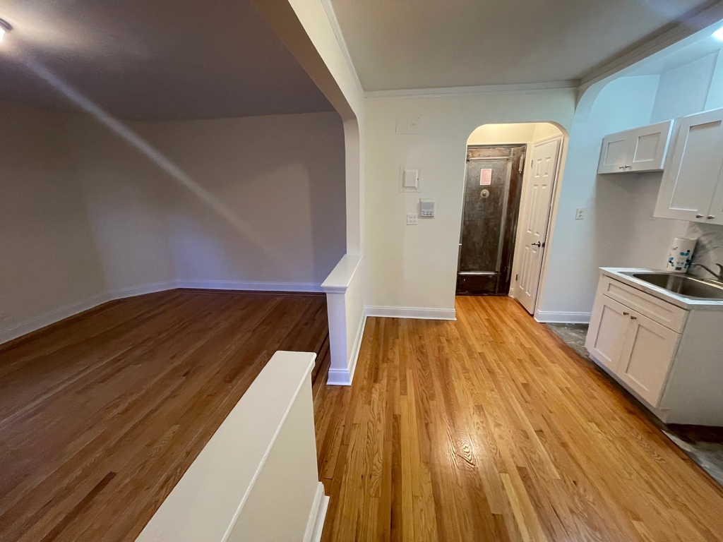 Apartment 32nd Avenue  Queens, NY 11377, MLS-RD5200-12