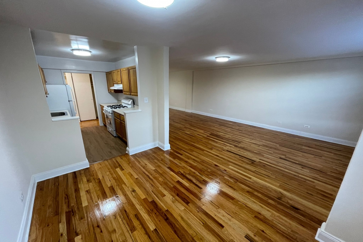 Apartment 103rd Street  Queens, NY 11375, MLS-RD5204-10