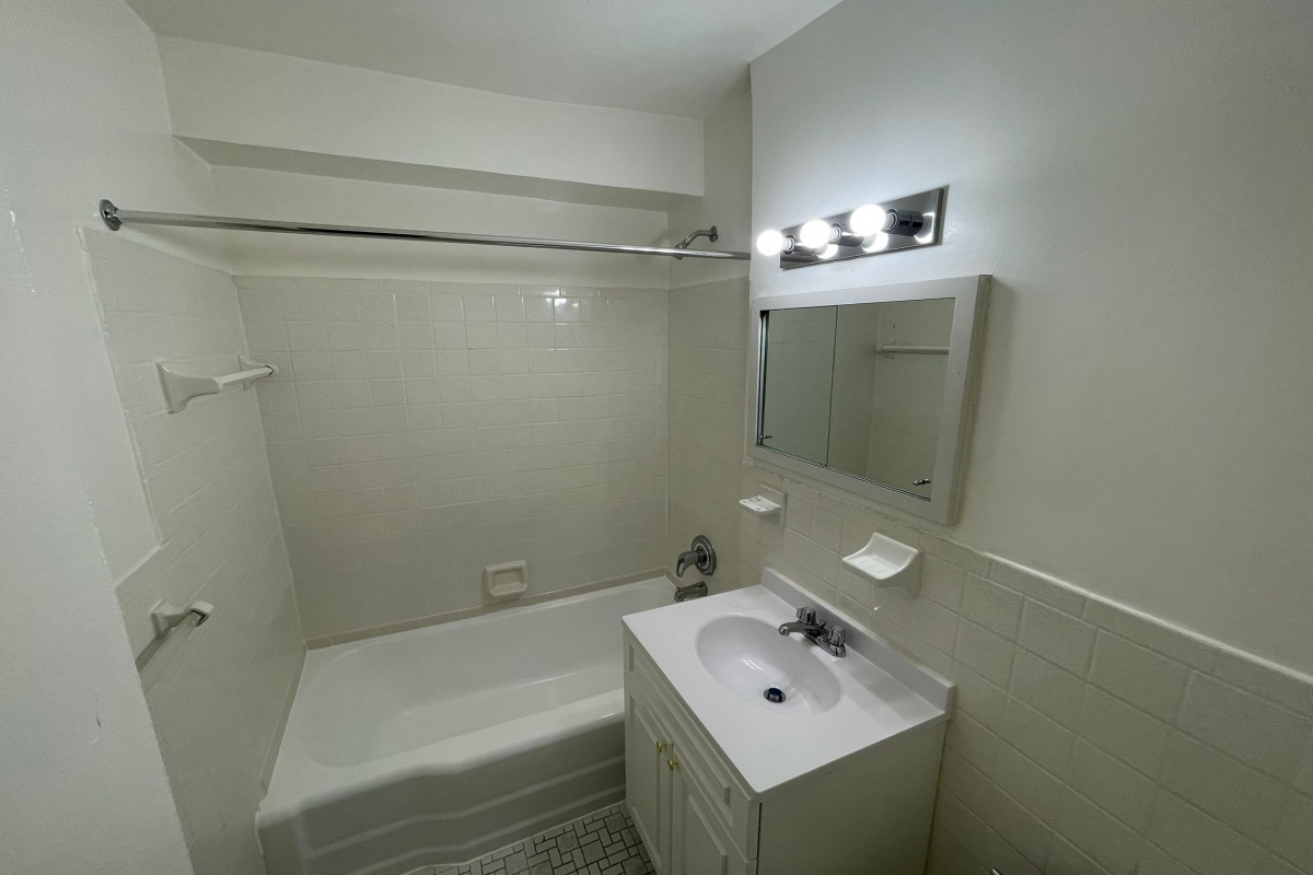 Apartment 103rd Street  Queens, NY 11375, MLS-RD5204-15