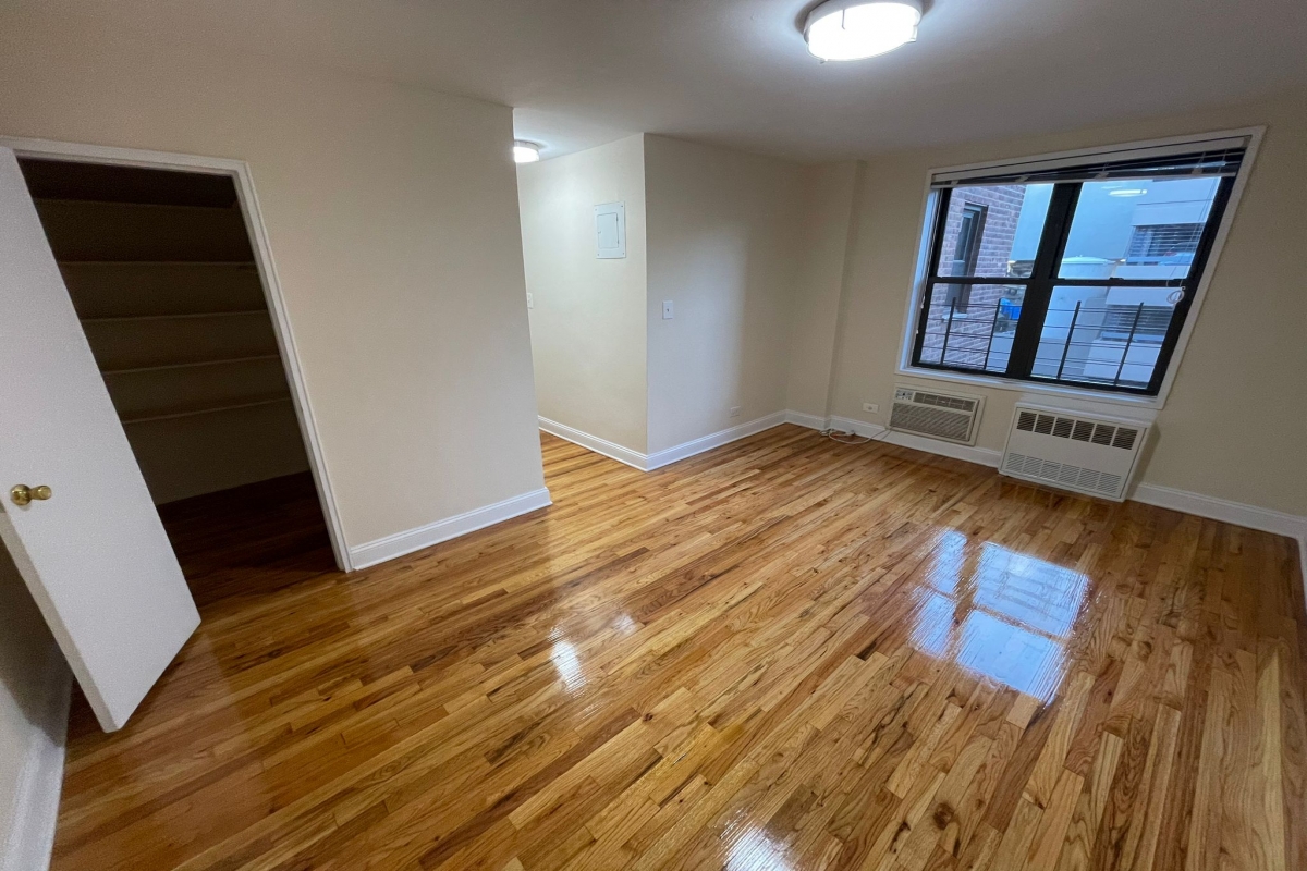 Apartment 103rd Street  Queens, NY 11375, MLS-RD5205-15