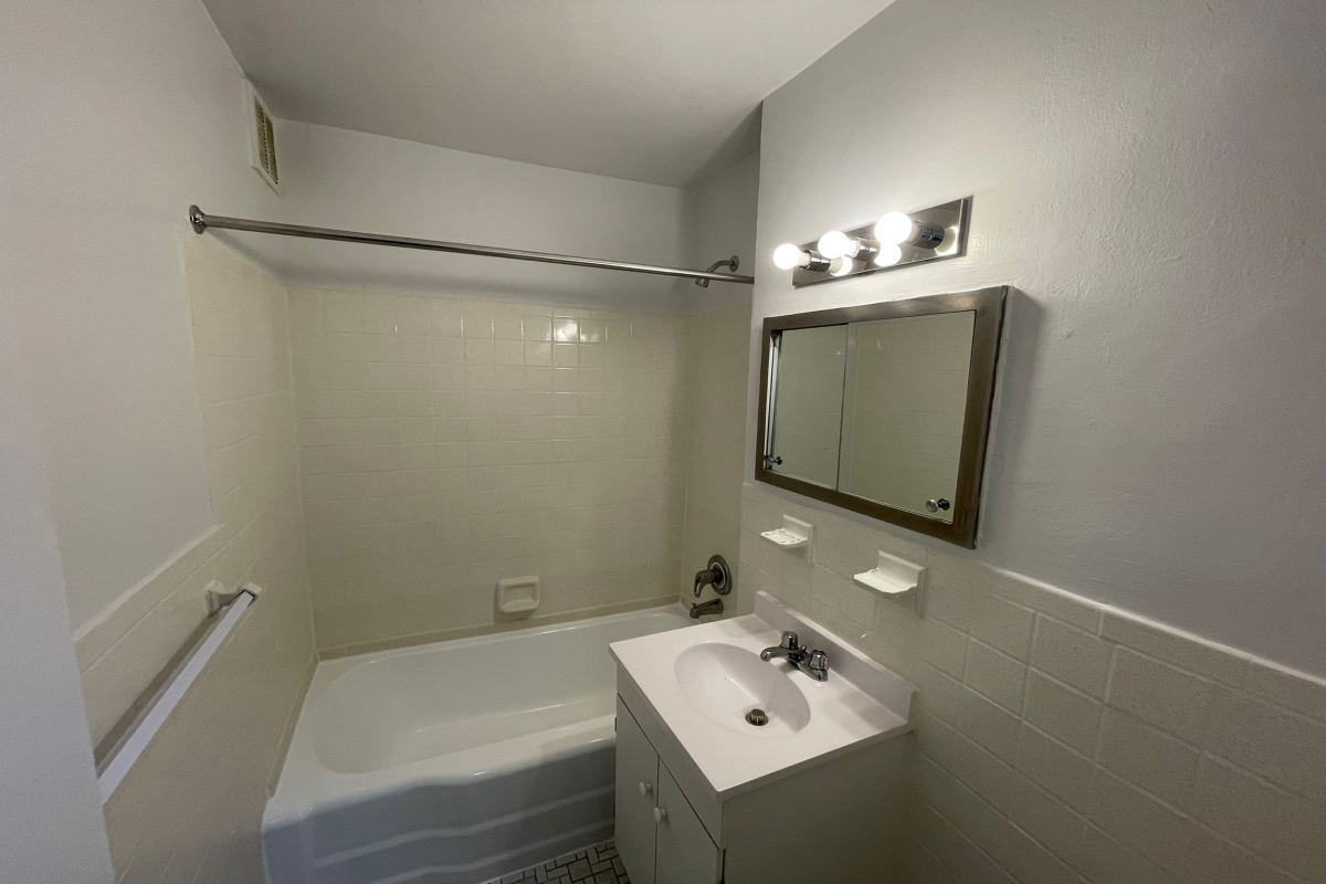 Apartment 103rd Street  Queens, NY 11375, MLS-RD5205-20