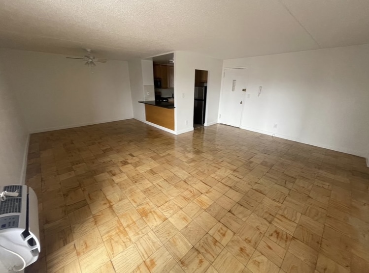 Apartment 34th Avenue  Queens, NY 11354, MLS-RD5206-2
