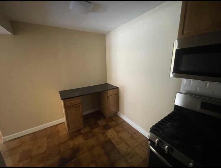 Apartment 34th Avenue  Queens, NY 11354, MLS-RD5207-3