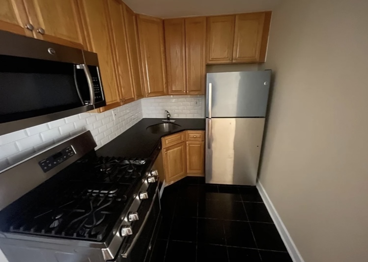 Apartment 34th Avenue  Queens, NY 11354, MLS-RD5207-12