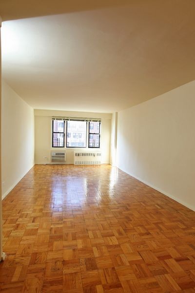 Apartment 67th Avenue  Queens, NY 11374, MLS-RD5209-2