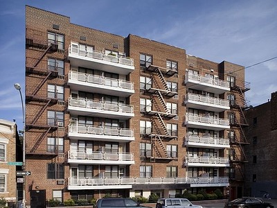 Apartment Crescent Street  Queens, NY 11106, MLS-RD5214-15