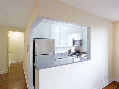 Apartment Crescent Street  Queens, NY 11106, MLS-RD5214-18