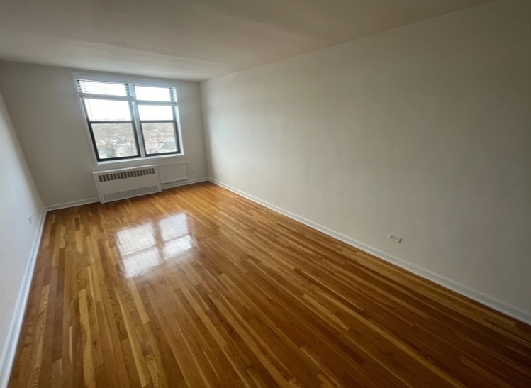 Apartment Hoover Avenue  Queens, NY 11435, MLS-RD5224-7