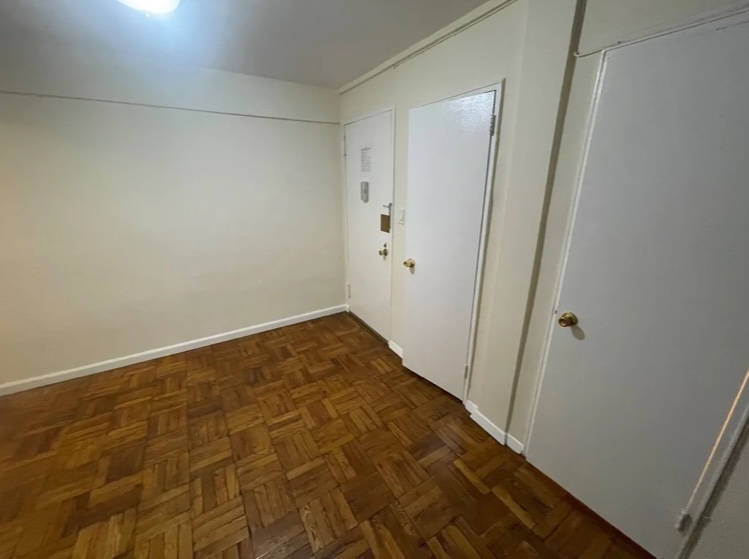 Apartment Booth Street  Queens, NY 11374, MLS-RD5225-10