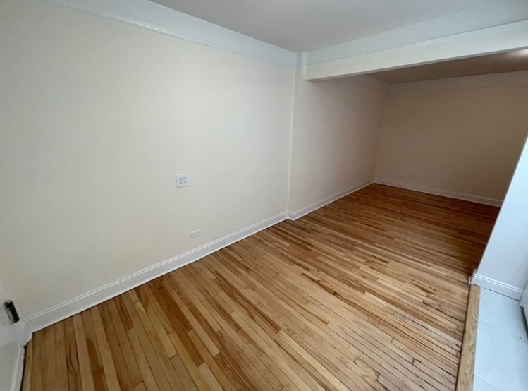 Apartment 77th Street  Queens, NY 11372, MLS-RD5226-13