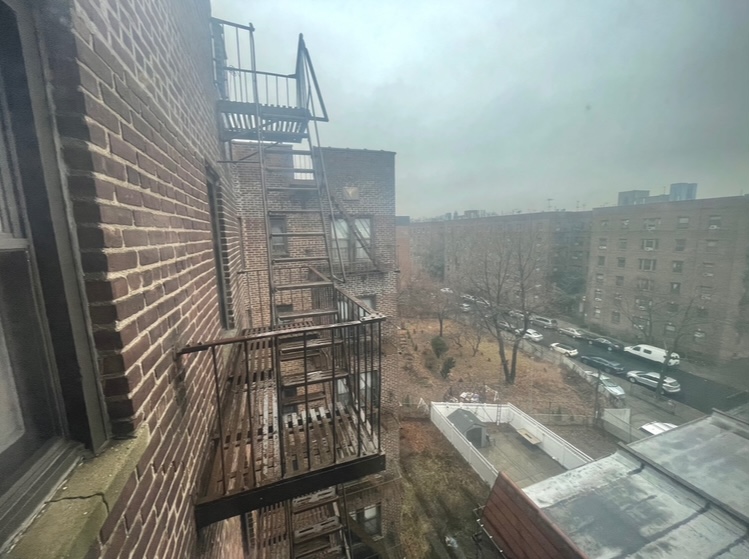 Apartment 32nd Avenue  Queens, NY 11377, MLS-RD5227-7