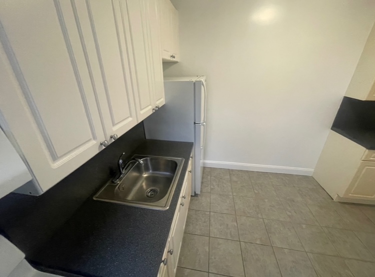 Apartment 32nd Avenue  Queens, NY 11377, MLS-RD5227-8