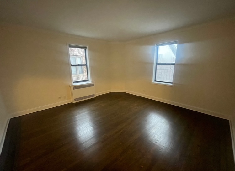 Apartment 32nd Avenue  Queens, NY 11377, MLS-RD5227-12