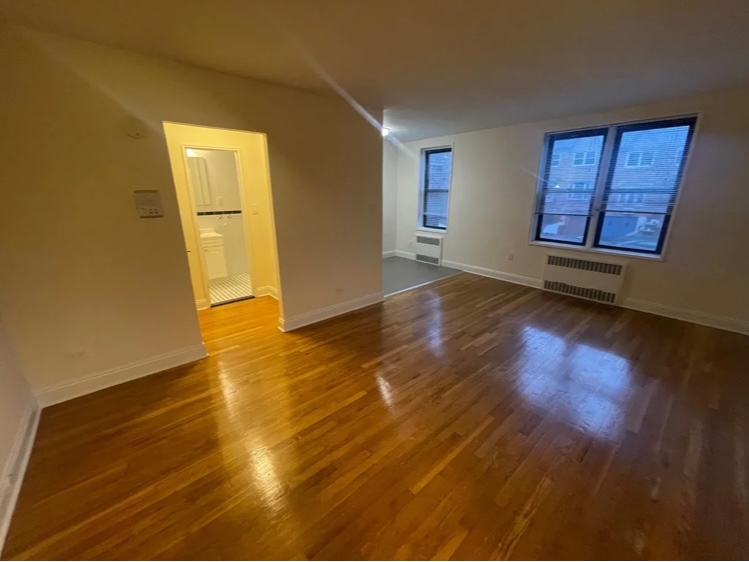 Apartment 39th Place  Queens, NY 11104, MLS-RD5228-11