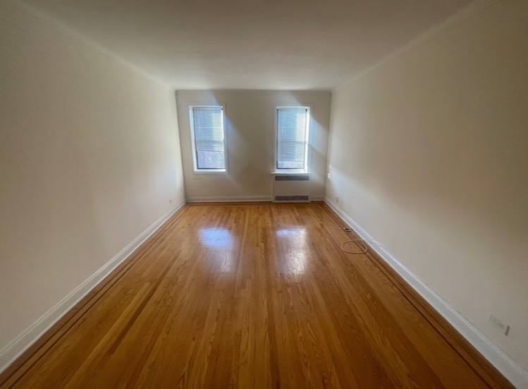 Apartment 32nd Avenue  Queens, NY 11377, MLS-RD5230-10