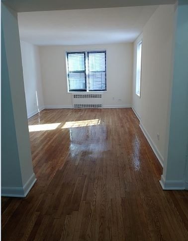 Apartment Saunders Street  Queens, NY 11374, MLS-RD5233-2