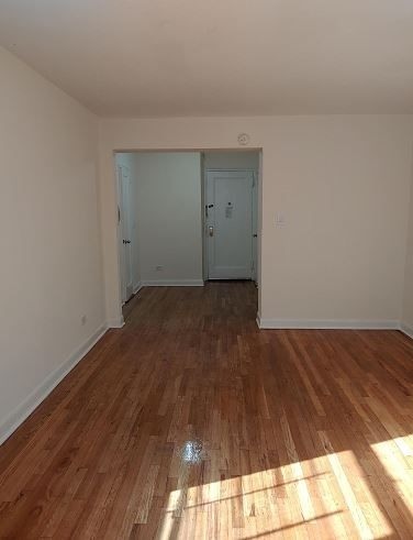 Apartment Saunders Street  Queens, NY 11374, MLS-RD5233-3