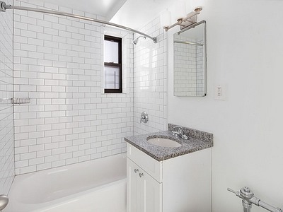 Apartment Austin Street  Queens, NY 11415, MLS-RD5237-5