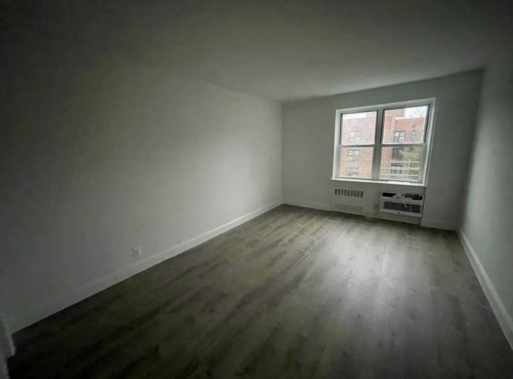 Apartment 118th Street  Queens, NY 11415, MLS-RD5240-4