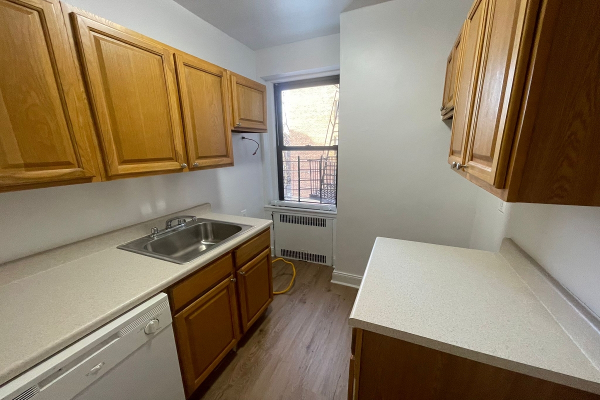 Apartment 63rd Drive  Queens, NY 11374, MLS-RD5242-2