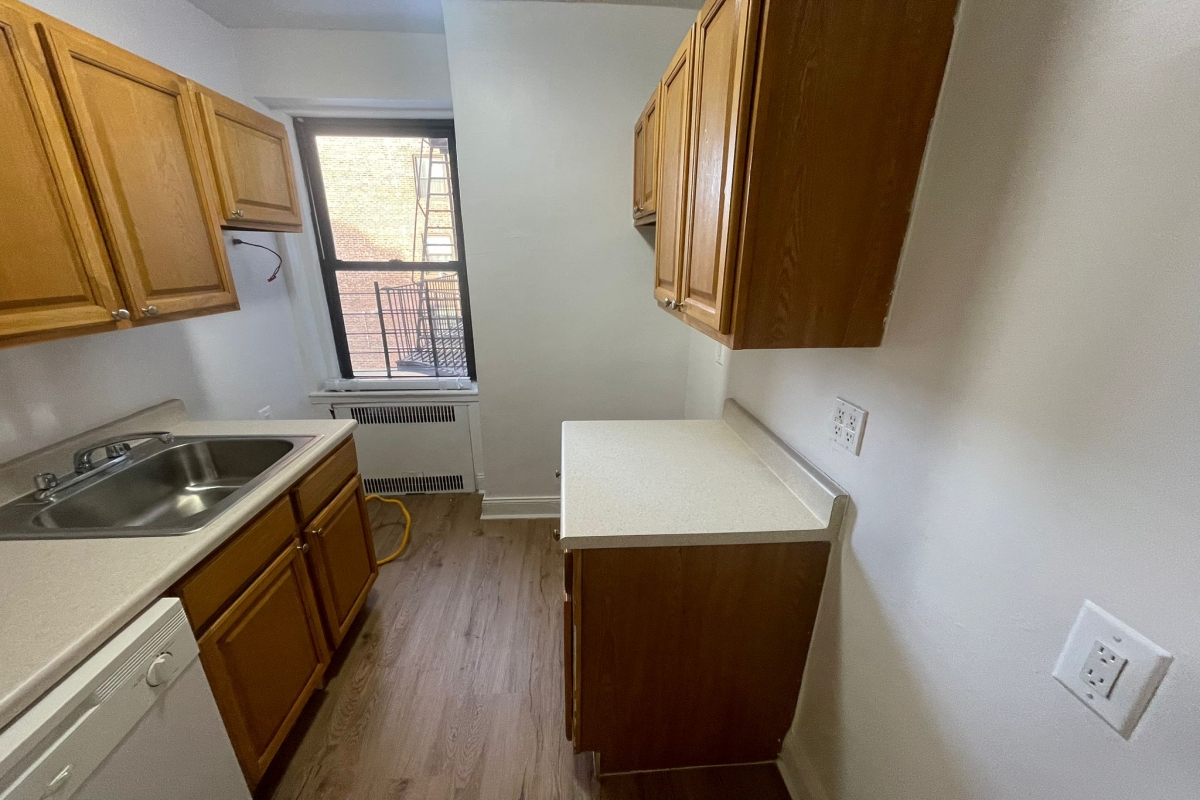 Apartment 63rd Drive  Queens, NY 11374, MLS-RD5242-3