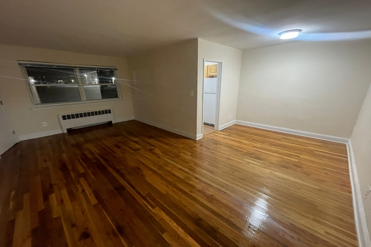 Apartment 71st Avenue  Queens, NY 11367, MLS-RD5243-3