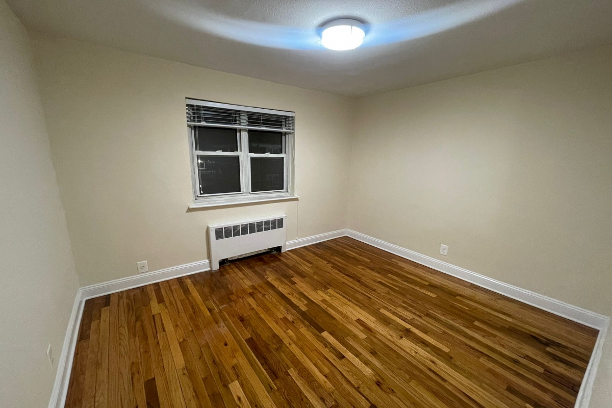 Apartment 71st Avenue  Queens, NY 11367, MLS-RD5244-10