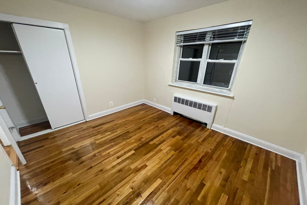 Apartment 71st Avenue  Queens, NY 11367, MLS-RD5244-11