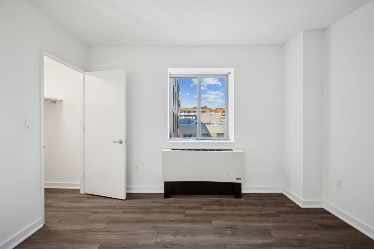 Apartment 89th Avenue  Queens, NY 11432, MLS-RD5250-3