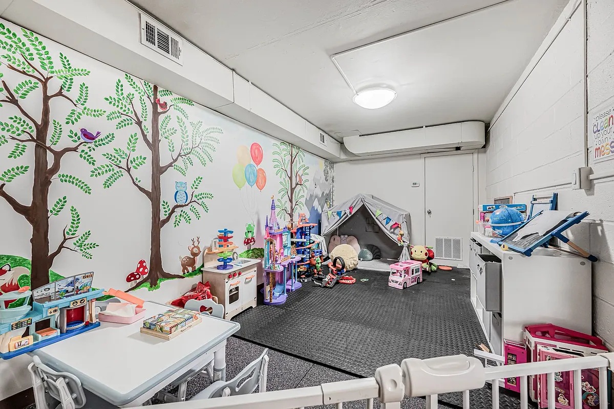  66th Road  Queens, NY 11375, MLS-RD5262-17