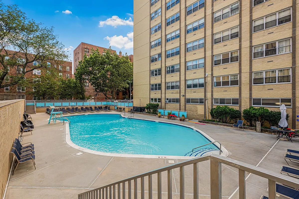 66th Road  Queens, NY 11375, MLS-RD5262-23