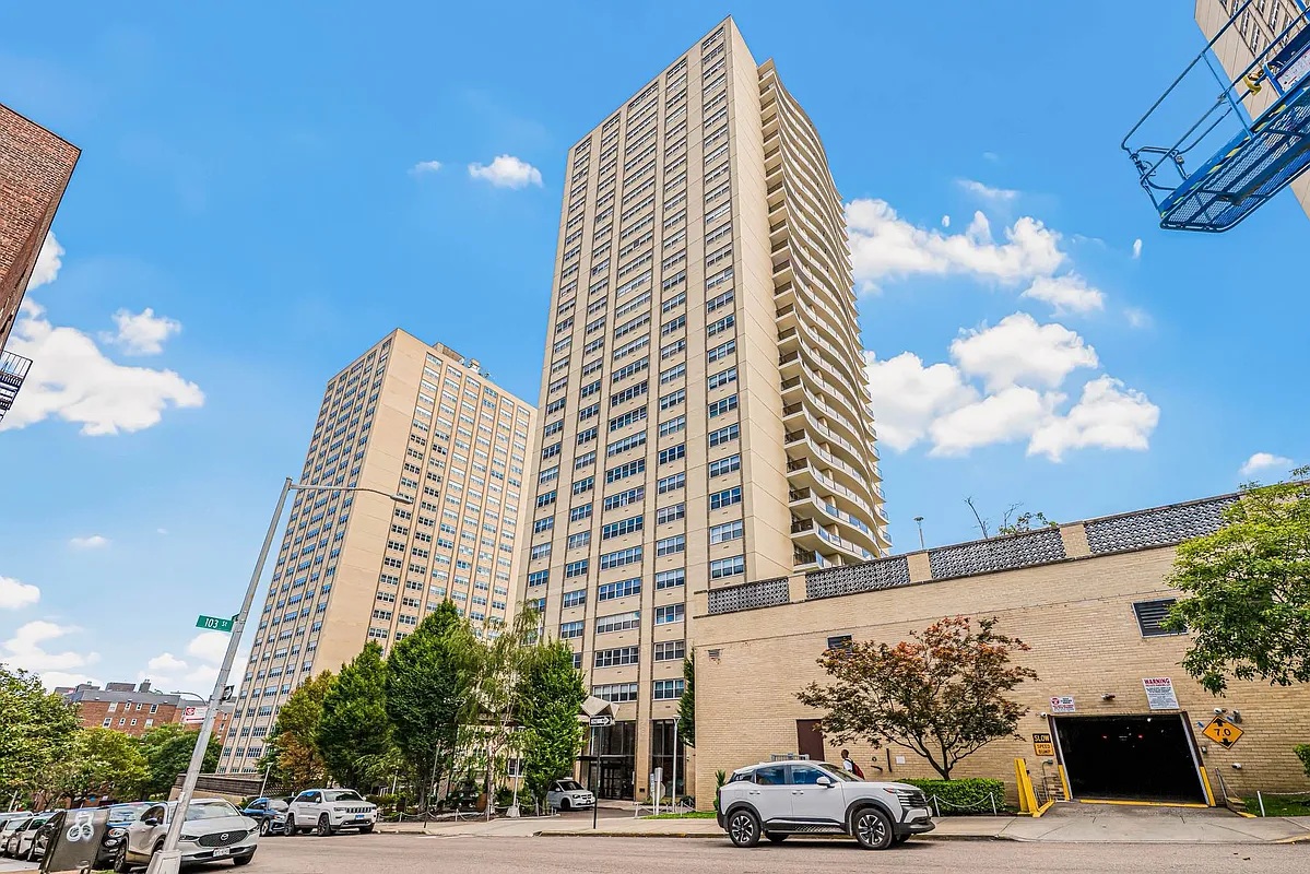  66th Road  Queens, NY 11375, MLS-RD5262-24