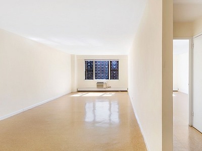 Apartment 57th Avenue  Queens, NY 11368, MLS-RD5267-3
