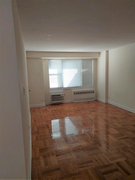Apartment 67th Avenue  Queens, NY 11374, MLS-RD5289-3