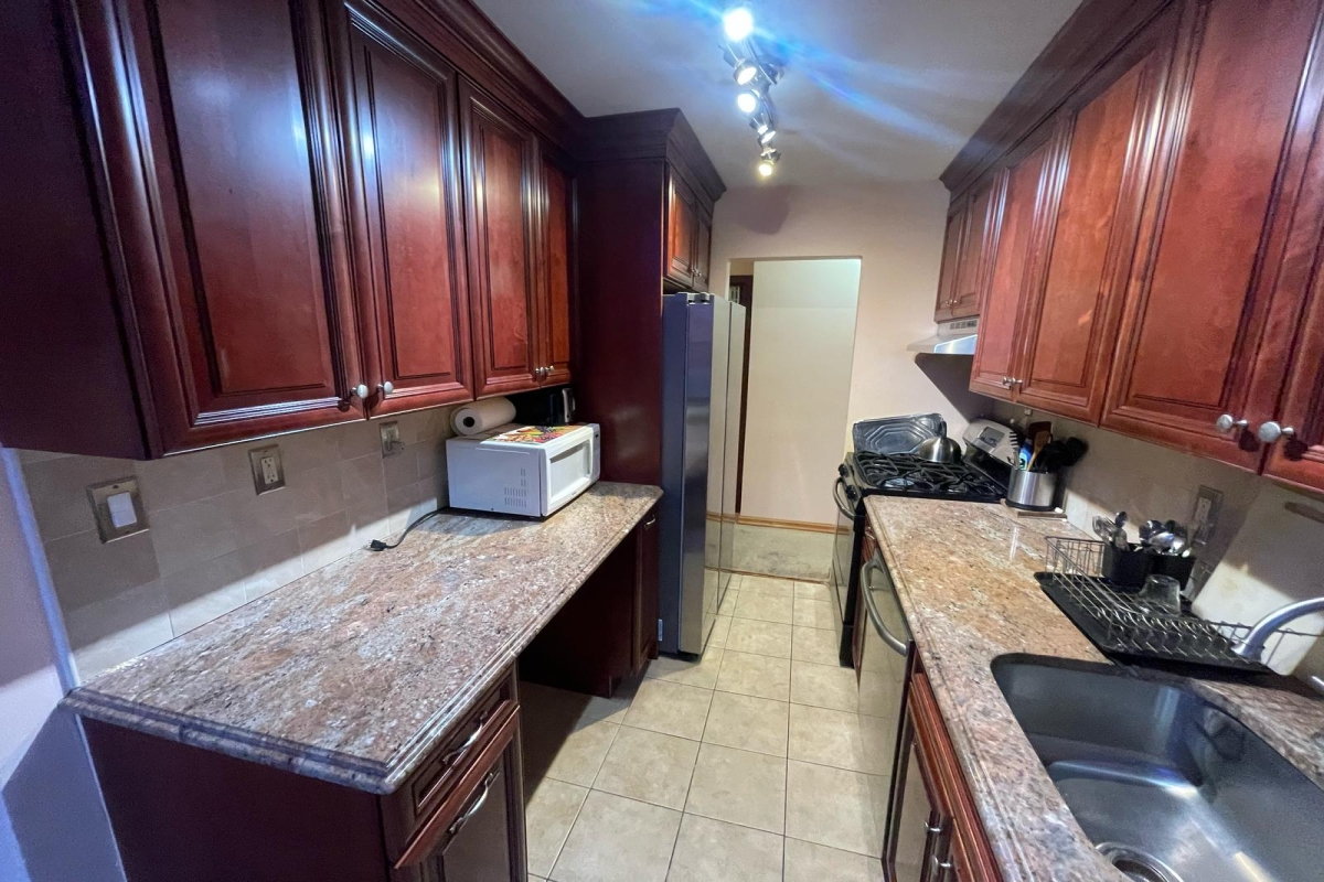 Apartment 84th Drive  Queens, NY 11435, MLS-RD5298-3