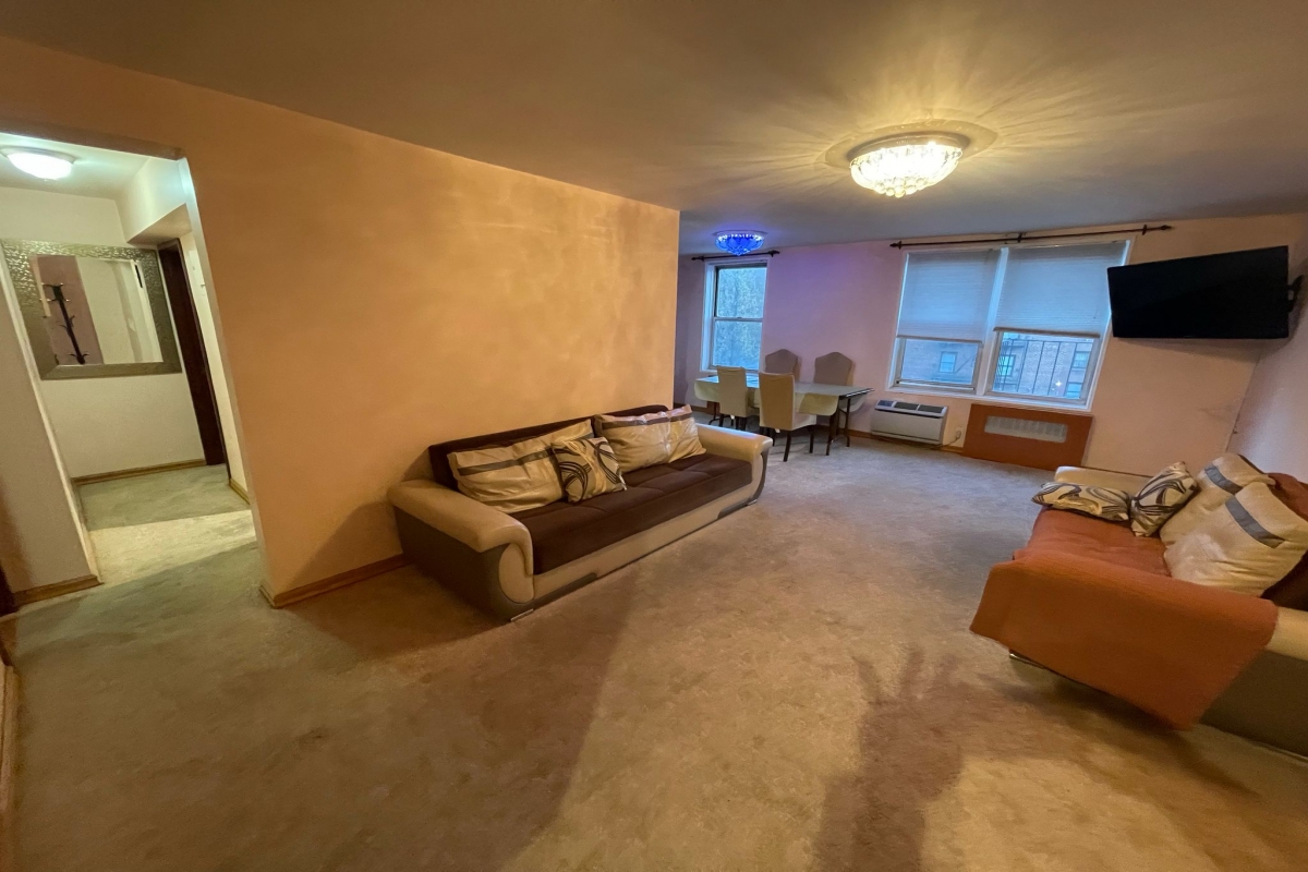 Apartment 84th Drive  Queens, NY 11435, MLS-RD5298-8