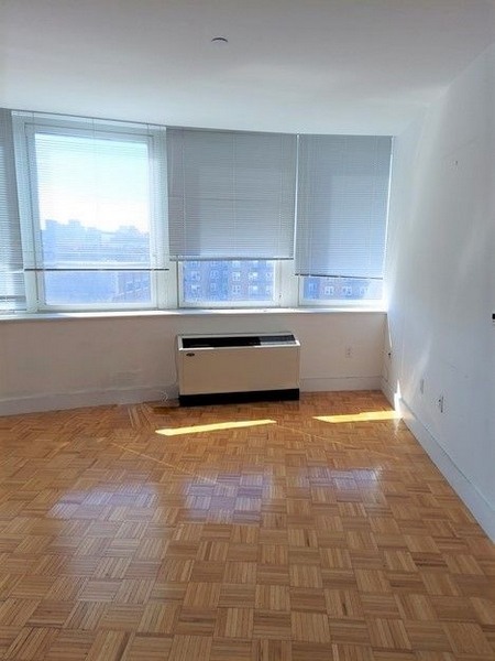 Apartment Queens Blvd  Queens, NY 11374, MLS-RD5303-5