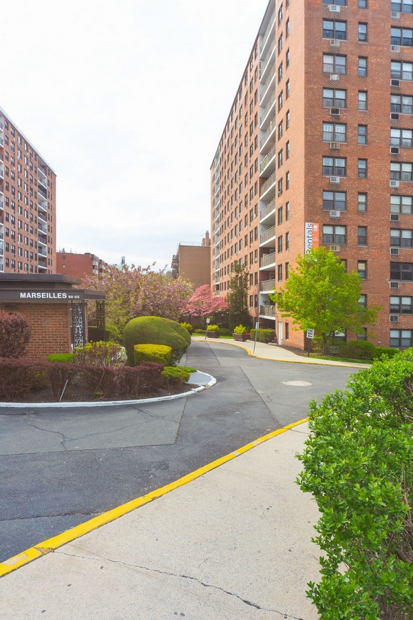Apartment 67th Avenue  Queens, NY 11374, MLS-RD5305-11