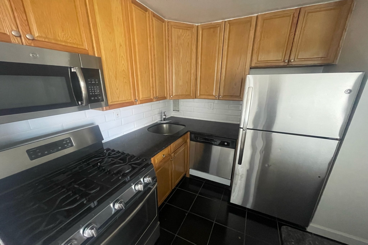 Apartment 34th Avenue  Queens, NY 11354, MLS-RD5313-2