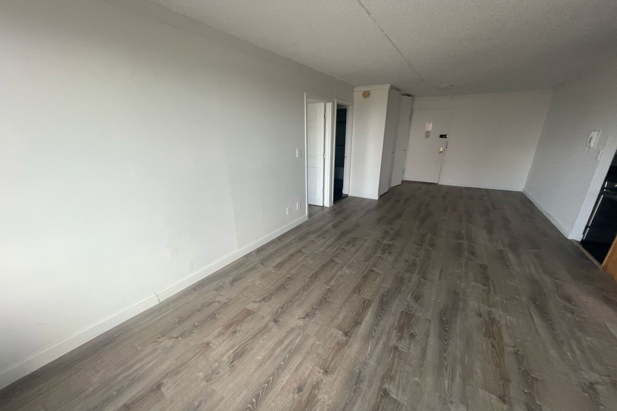 Apartment 34th Avenue  Queens, NY 11354, MLS-RD5313-12