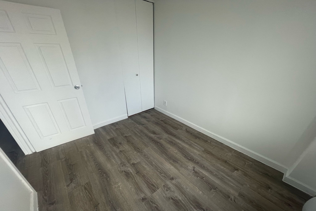Apartment 34th Avenue  Queens, NY 11354, MLS-RD5313-14