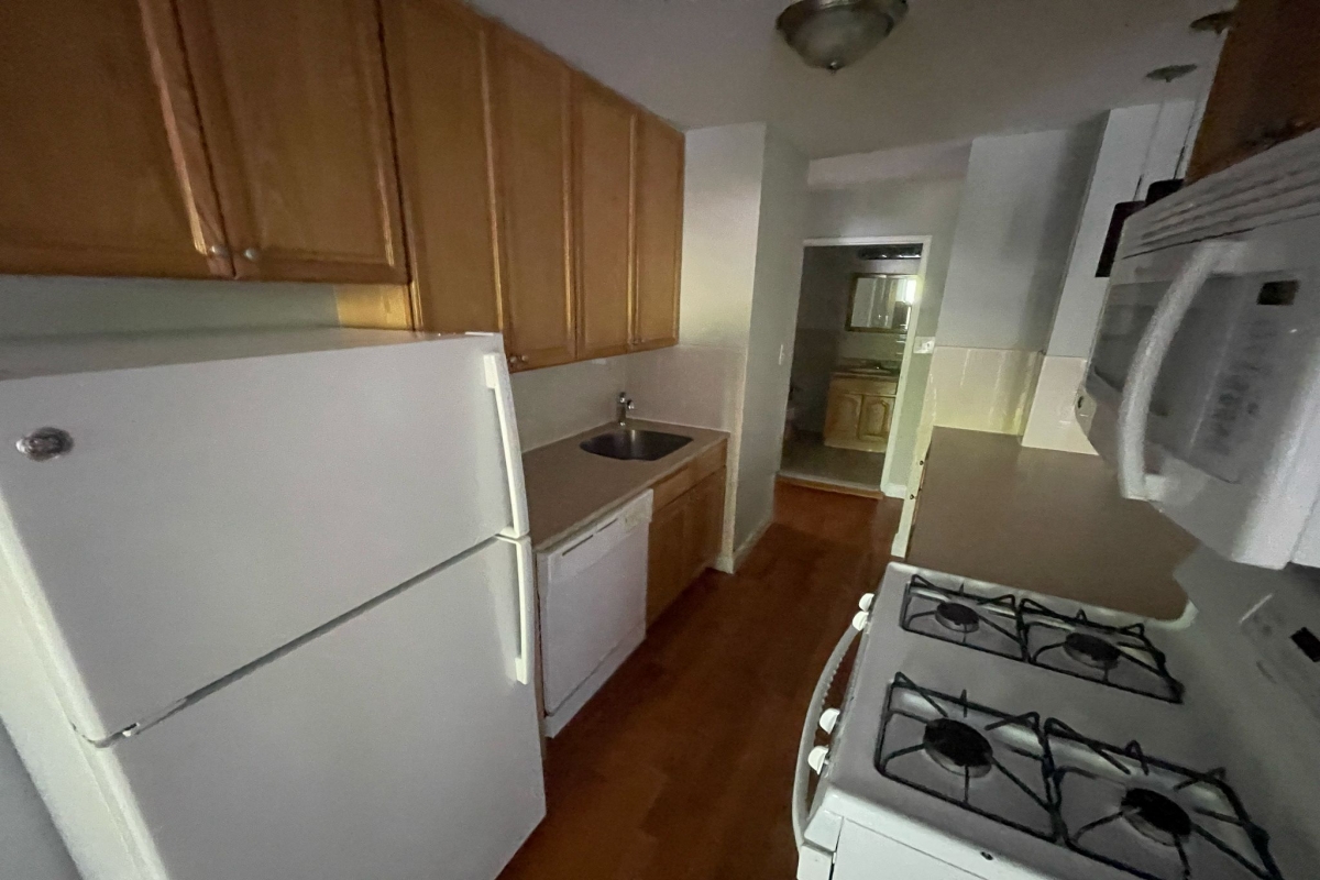 Apartment Bell Blvd  Queens, NY 11360, MLS-RD5317-2