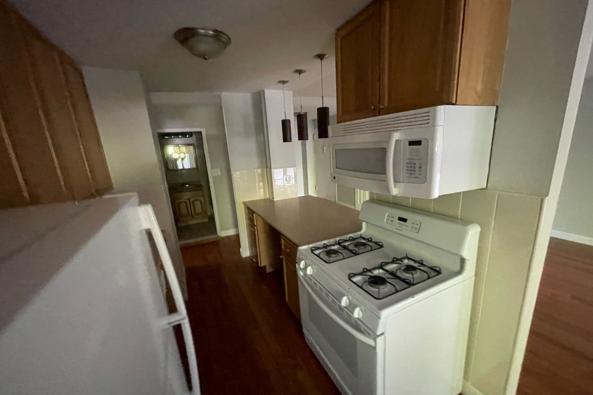 Apartment Bell Blvd  Queens, NY 11360, MLS-RD5317-4