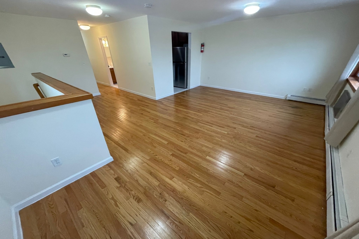Apartment Caldwell Avenue  Queens, NY 11378, MLS-RD5318-9